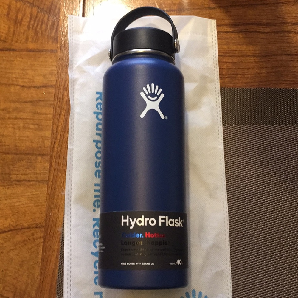 New Hydro Flask 40oz big mouth Blue Brand New